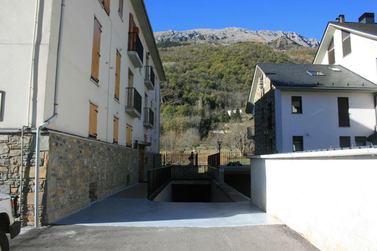 Esera Dos Catedrales Apartment Villanova Exterior photo