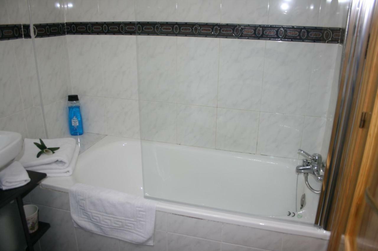 Esera Dos Catedrales Apartment Villanova Exterior photo